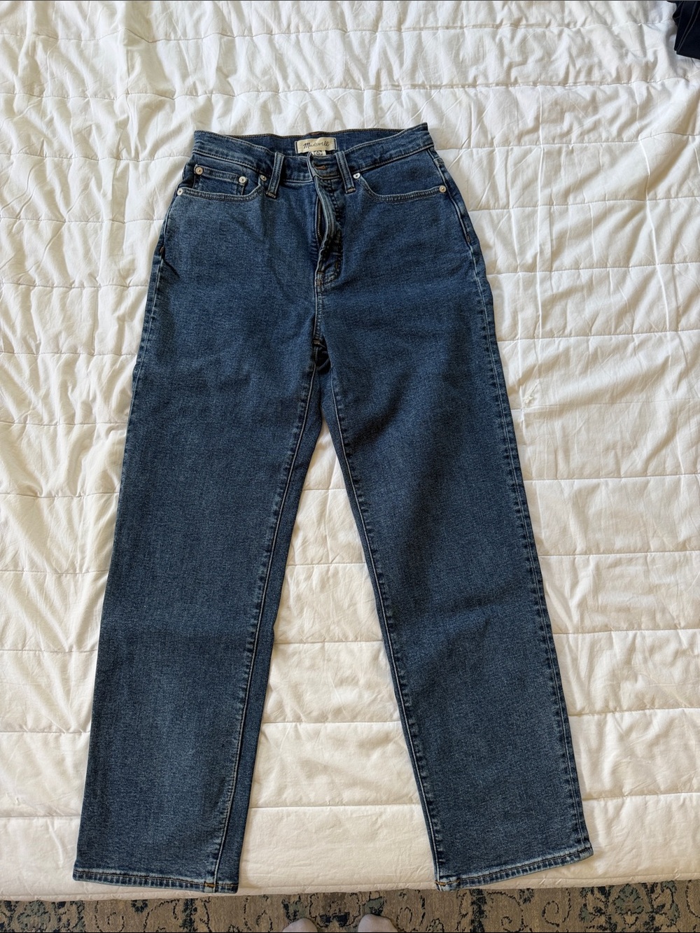 Madewell Straight Leg Jeans in Dark Blue Wash